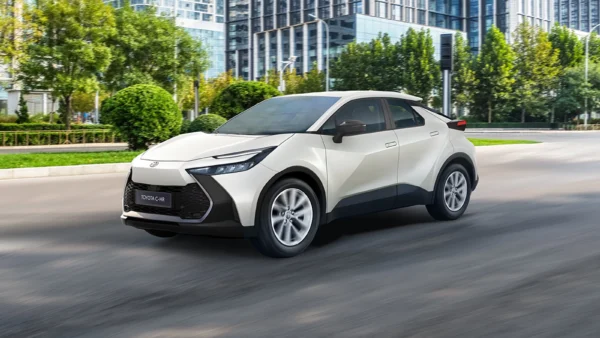 TOYOTA C-HR ACTIVE