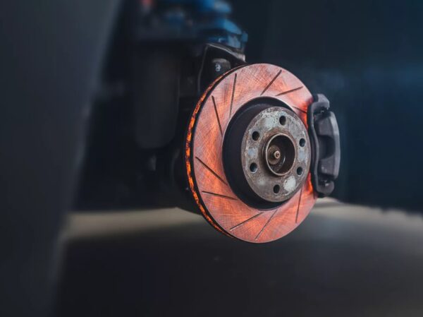 TOYOTA STABDŽIŲ DISKAI SU 50 % NUOLAIDA – IKI METŲ PABAIGOS